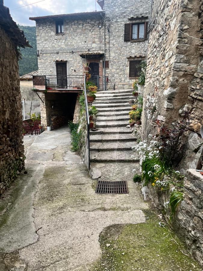 Appartamento A Valle San Martino Di Spoleto Eksteriør bilde